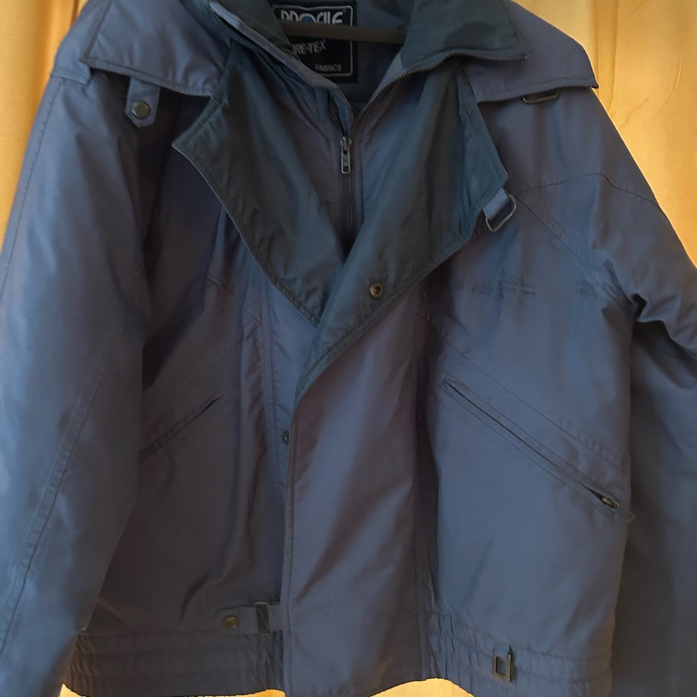 Profile GORE-TEX Grey Jacket with Zip Details